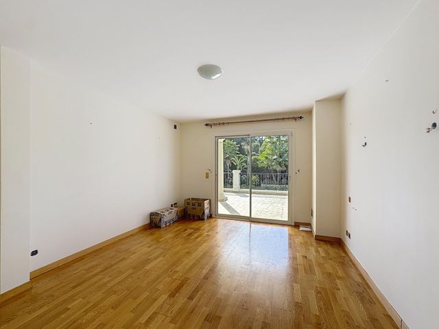 maison à vendre - 6 pièces - 270.0 m2 - MOUGINS - 06 - PROVENCE-ALPES-COTE-D-AZUR - Century 21 Adhère Transactions