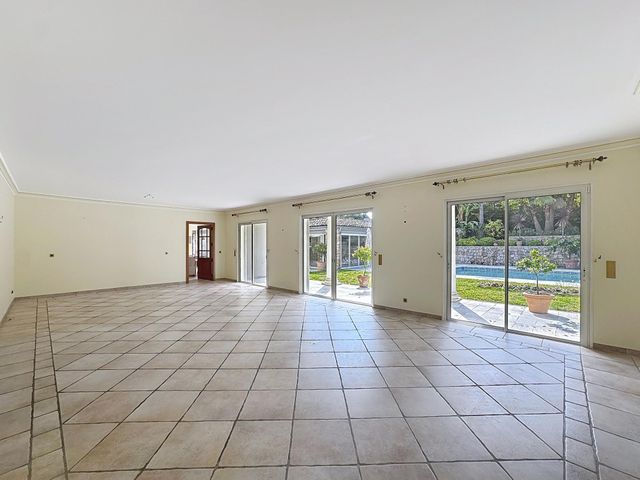 maison à vendre - 6 pièces - 270.0 m2 - MOUGINS - 06 - PROVENCE-ALPES-COTE-D-AZUR - Century 21 Adhère Transactions