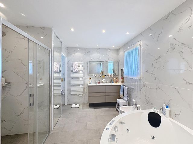 maison à vendre - 6 pièces - 270.0 m2 - MOUGINS - 06 - PROVENCE-ALPES-COTE-D-AZUR - Century 21 Adhère Transactions