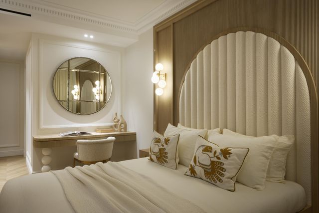 Appartement à vendre - 4 pièces - 130.0 m2 - CANNES - 06 - PROVENCE-ALPES-COTE-D-AZUR - Century 21 Adhère Transactions