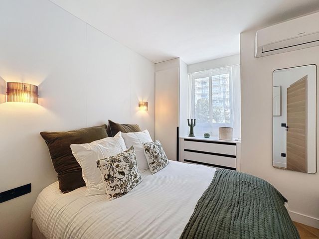 Appartement F3 à vendre - 3 pièces - 54.21 m2 - CANNES - 06 - PROVENCE-ALPES-COTE-D-AZUR - Century 21 Adhère Transactions