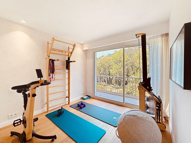 Appartement F8 à vendre - 8 pièces - 219.72 m2 - CANNES - 06 - PROVENCE-ALPES-COTE-D-AZUR - Century 21 Adhère Transactions