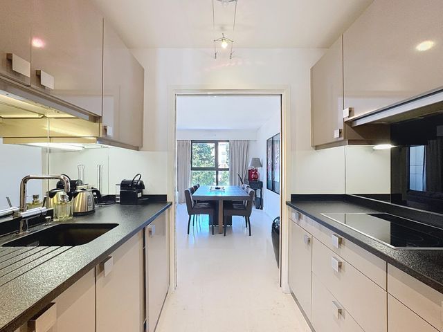 Appartement F2 à vendre - 2 pièces - 53.0 m2 - CANNES - 06 - PROVENCE-ALPES-COTE-D-AZUR - Century 21 Adhère Transactions