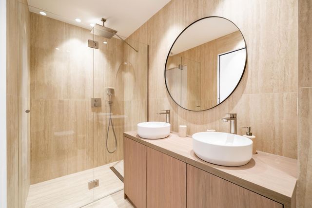 Appartement F3 à vendre - 3 pièces - 75.01 m2 - CANNES - 06 - PROVENCE-ALPES-COTE-D-AZUR - Century 21 Adhère Transactions