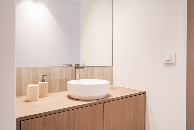 Appartement F3 à vendre - 3 pièces - 75.01 m2 - CANNES - 06 - PROVENCE-ALPES-COTE-D-AZUR - Century 21 Adhère Transactions