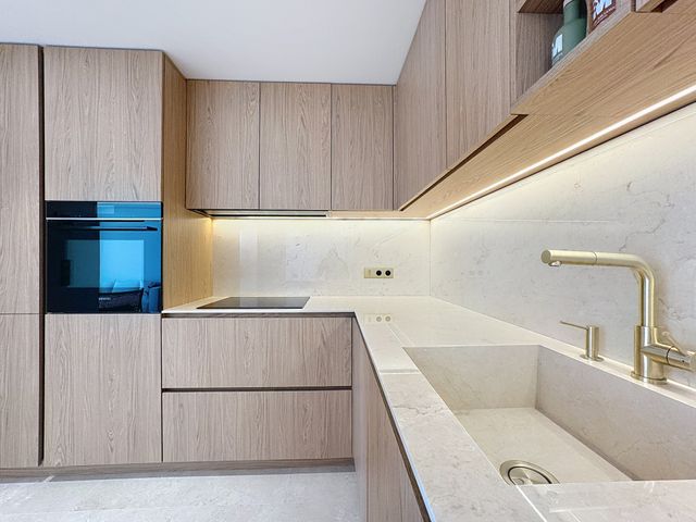 Appartement F4 à vendre - 4 pièces - 102.0 m2 - CANNES - 06 - PROVENCE-ALPES-COTE-D-AZUR - Century 21 Adhère Transactions