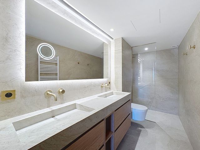 Appartement F4 à vendre - 4 pièces - 102.0 m2 - CANNES - 06 - PROVENCE-ALPES-COTE-D-AZUR - Century 21 Adhère Transactions