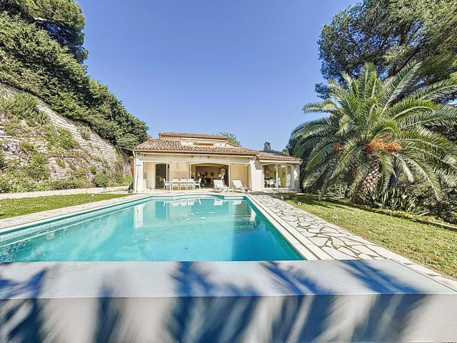 maison à vendre - 5 pièces - 230.0 m2 - CANNES - 06 - PROVENCE-ALPES-COTE-D-AZUR - Century 21 Adhère Transactions