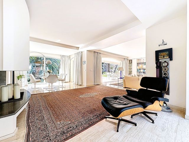 maison à vendre - 5 pièces - 230.0 m2 - CANNES - 06 - PROVENCE-ALPES-COTE-D-AZUR - Century 21 Adhère Transactions