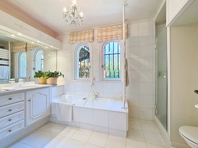 maison à vendre - 5 pièces - 230.0 m2 - CANNES - 06 - PROVENCE-ALPES-COTE-D-AZUR - Century 21 Adhère Transactions