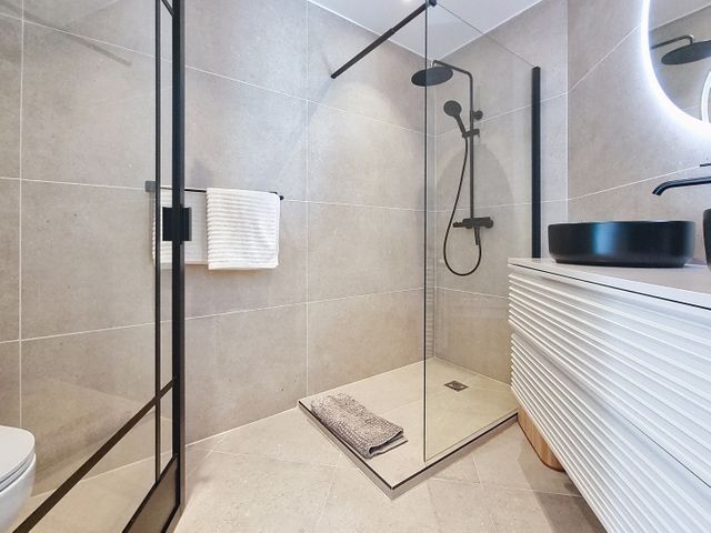 Appartement F3 à vendre - 3 pièces - 87.55 m2 - CANNES - 06 - PROVENCE-ALPES-COTE-D-AZUR - Century 21 Adhère Transactions