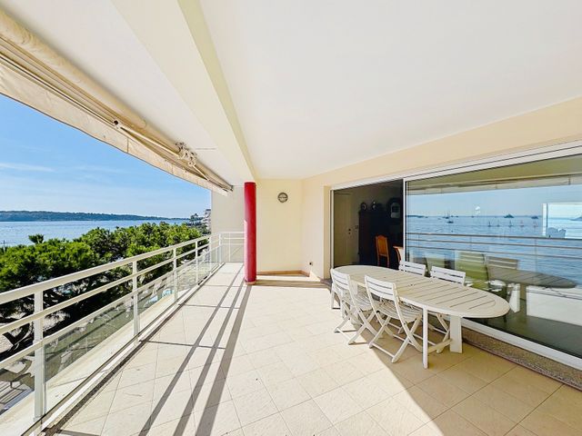 Appartement F4 à vendre - 4 pièces - 117.75 m2 - CANNES - 06 - PROVENCE-ALPES-COTE-D-AZUR - Century 21 Adhère Transactions