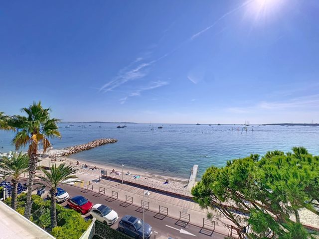 Appartement F4 à vendre - 4 pièces - 117.75 m2 - CANNES - 06 - PROVENCE-ALPES-COTE-D-AZUR - Century 21 Adhère Transactions