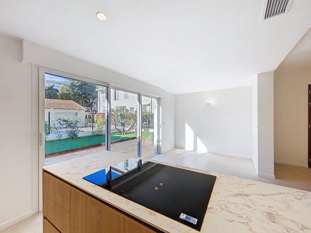 maison à louer - 5 pièces - 106.36 m2 - CANNES - 06 - PROVENCE-ALPES-COTE-D-AZUR - Century 21 Adhère Transactions