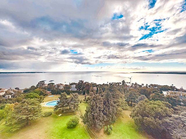 Appartement F3 à vendre - 3 pièces - 92.0 m2 - CANNES - 06 - PROVENCE-ALPES-COTE-D-AZUR - Century 21 Adhère Transactions