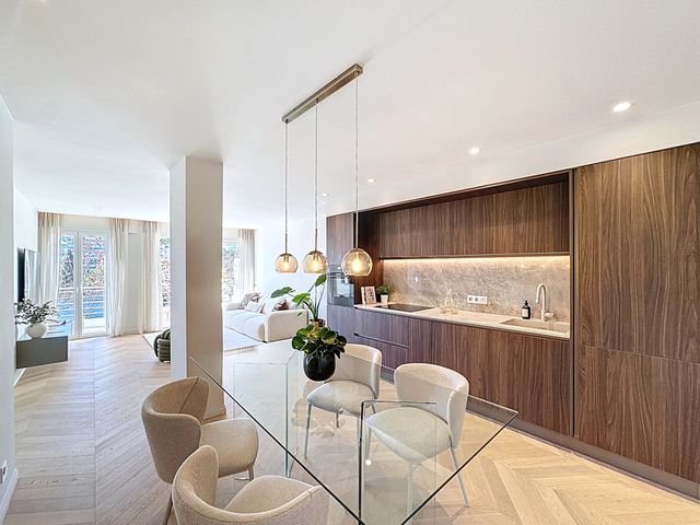 Appartement F3 à vendre - 3 pièces - 64.42 m2 - CANNES - 06 - PROVENCE-ALPES-COTE-D-AZUR - Century 21 Adhère Transactions