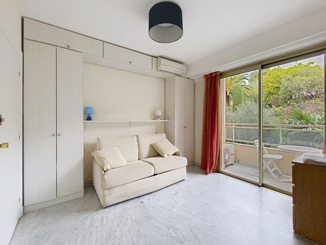 Appartement F3 à louer - 3 pièces - 83.0 m2 - CANNES - 06 - PROVENCE-ALPES-COTE-D-AZUR - Century 21 Adhère Transactions