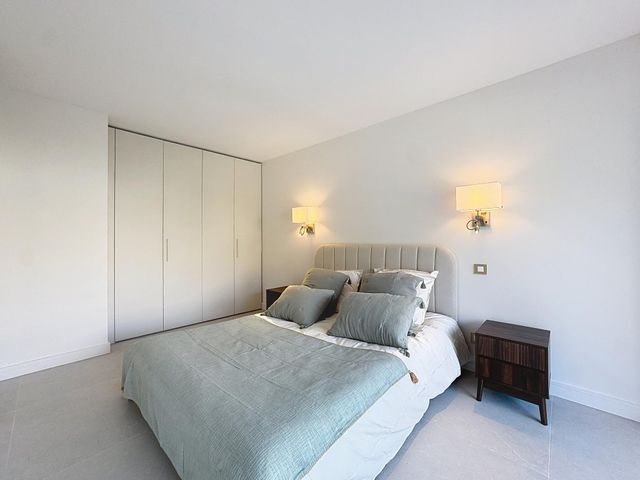 Appartement F4 à vendre - 4 pièces - 98.04 m2 - CANNES - 06 - PROVENCE-ALPES-COTE-D-AZUR - Century 21 Adhère Transactions