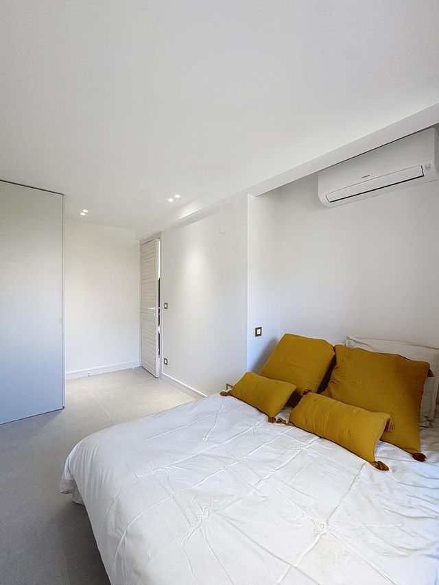 Appartement F4 à vendre - 4 pièces - 98.04 m2 - CANNES - 06 - PROVENCE-ALPES-COTE-D-AZUR - Century 21 Adhère Transactions