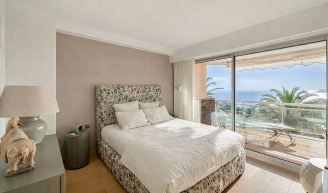 Appartement F3 à vendre - 3 pièces - 116.87 m2 - CANNES - 06 - PROVENCE-ALPES-COTE-D-AZUR - Century 21 Adhère Transactions