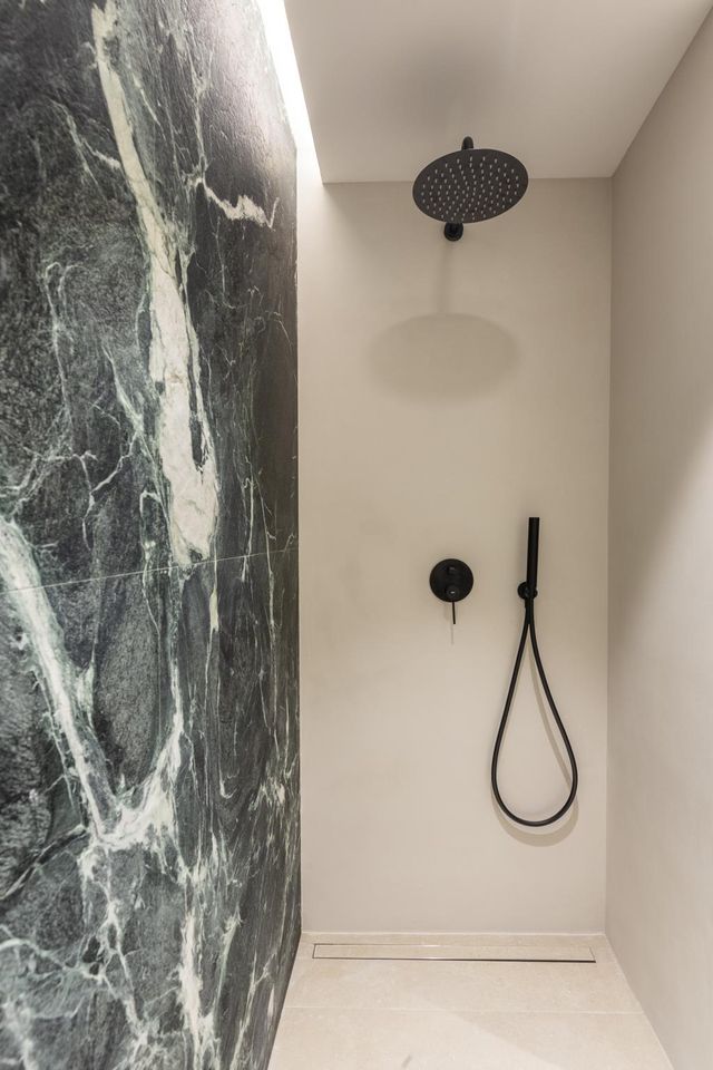 Appartement F4 à vendre - 4 pièces - 113.18 m2 - CANNES - 06 - PROVENCE-ALPES-COTE-D-AZUR - Century 21 Adhère Transactions