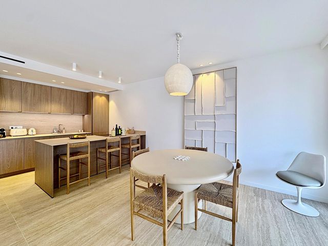 Appartement F3 à vendre - 3 pièces - 93.37 m2 - CANNES - 06 - PROVENCE-ALPES-COTE-D-AZUR - Century 21 Adhère Transactions