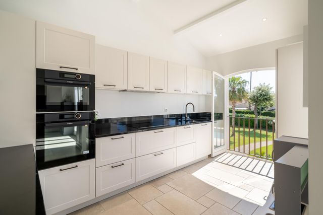 maison à vendre - 5 pièces - 183.0 m2 - CANNES - 06 - PROVENCE-ALPES-COTE-D-AZUR - Century 21 Adhère Transactions