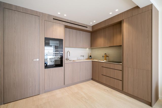 Appartement F3 à vendre - 3 pièces - 83.65 m2 - CANNES - 06 - PROVENCE-ALPES-COTE-D-AZUR - Century 21 Adhère Transactions