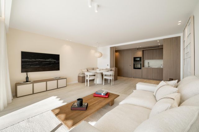 Appartement F3 à vendre - 3 pièces - 83.65 m2 - CANNES - 06 - PROVENCE-ALPES-COTE-D-AZUR - Century 21 Adhère Transactions