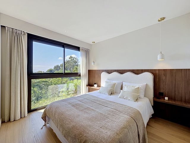 Appartement F3 à vendre - 3 pièces - 83.6 m2 - VALLAURIS - 06 - PROVENCE-ALPES-COTE-D-AZUR - Century 21 Adhère Transactions