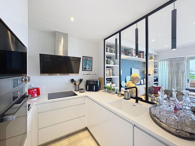 Appartement F3 à vendre - 2 pièces - 80.0 m2 - CANNES - 06 - PROVENCE-ALPES-COTE-D-AZUR - Century 21 Adhère Transactions