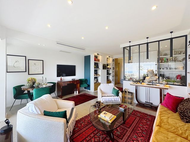 Appartement F3 à vendre - 2 pièces - 80.0 m2 - CANNES - 06 - PROVENCE-ALPES-COTE-D-AZUR - Century 21 Adhère Transactions