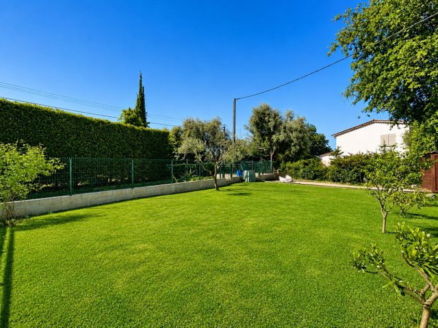 maison à louer - 6 pièces - 180.0 m2 - ROQUEFORT LES PINS - 06 - PROVENCE-ALPES-COTE-D-AZUR - Century 21 Adhère Transactions