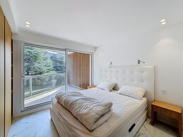 Appartement F6 à vendre - 6 pièces - 175.27 m2 - CANNES - 06 - PROVENCE-ALPES-COTE-D-AZUR - Century 21 Adhère Transactions