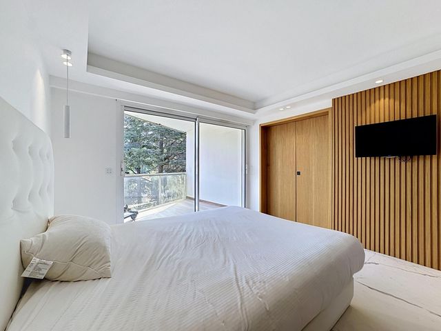 Appartement F6 à vendre - 6 pièces - 175.27 m2 - CANNES - 06 - PROVENCE-ALPES-COTE-D-AZUR - Century 21 Adhère Transactions