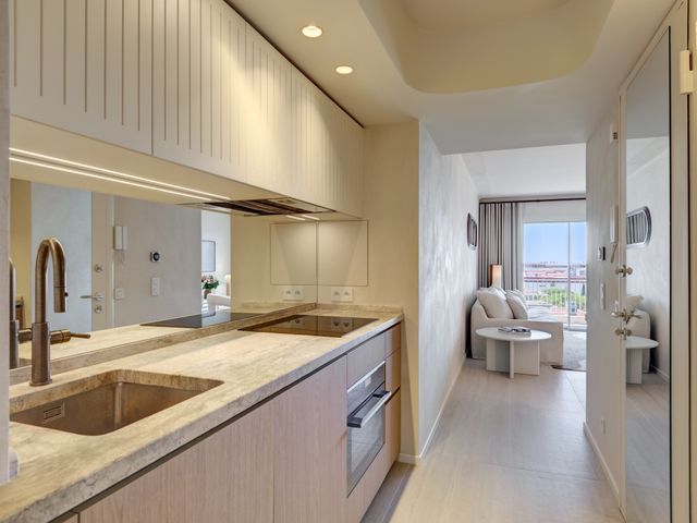 Appartement F3 à vendre - 3 pièces - 55.4 m2 - CANNES - 06 - PROVENCE-ALPES-COTE-D-AZUR - Century 21 Adhère Transactions