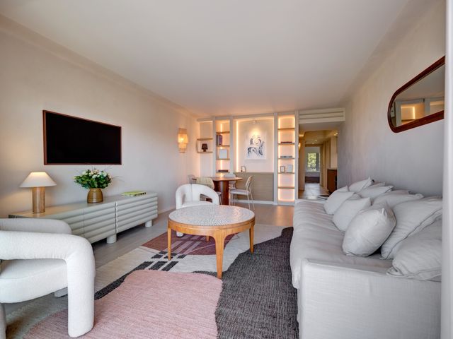 Appartement F3 à vendre - 3 pièces - 55.4 m2 - CANNES - 06 - PROVENCE-ALPES-COTE-D-AZUR - Century 21 Adhère Transactions