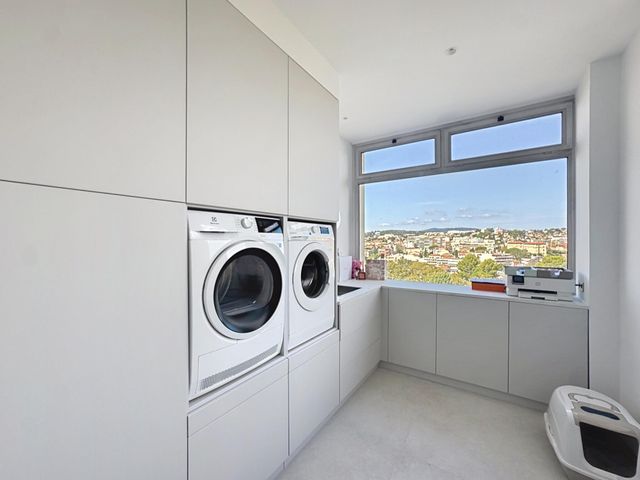 Appartement F5 à vendre - 5 pièces - 170.0 m2 - CANNES - 06 - PROVENCE-ALPES-COTE-D-AZUR - Century 21 Adhère Transactions