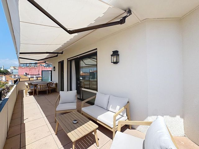 Appartement F4 à vendre - 4 pièces - 83.0 m2 - CANNES - 06 - PROVENCE-ALPES-COTE-D-AZUR - Century 21 Adhère Transactions