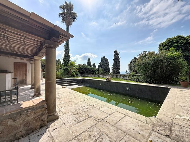 maison à louer - 5 pièces - 158.0 m2 - VALLAURIS - 06 - PROVENCE-ALPES-COTE-D-AZUR - Century 21 Adhère Transactions