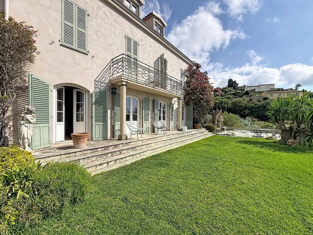 maison à louer - 5 pièces - 158.0 m2 - VALLAURIS - 06 - PROVENCE-ALPES-COTE-D-AZUR - Century 21 Adhère Transactions