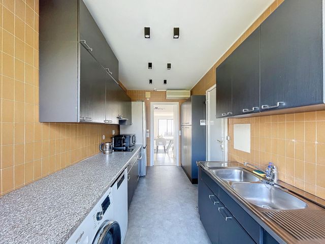 Appartement F3 à louer - 3 pièces - 99.0 m2 - CANNES - 06 - PROVENCE-ALPES-COTE-D-AZUR - Century 21 Adhère Transactions
