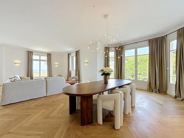 Appartement F4 à vendre - 4 pièces - 196.75 m2 - CANNES - 06 - PROVENCE-ALPES-COTE-D-AZUR - Century 21 Adhère Transactions