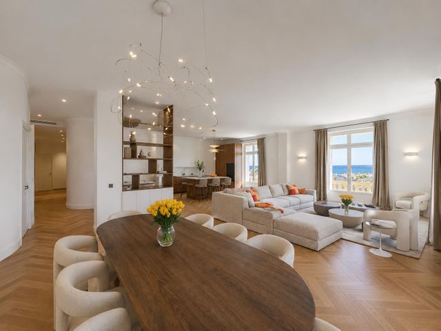 Appartement F4 à vendre - 4 pièces - 196.75 m2 - CANNES - 06 - PROVENCE-ALPES-COTE-D-AZUR - Century 21 Adhère Transactions