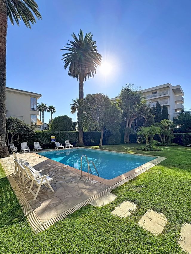 Appartement F3 à vendre - 3 pièces - 87.0 m2 - CANNES - 06 - PROVENCE-ALPES-COTE-D-AZUR - Century 21 Adhère Transactions